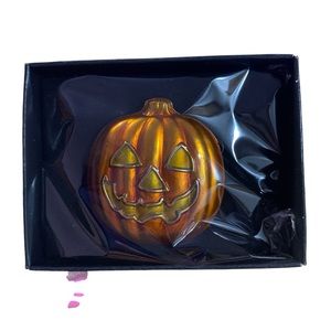 Avon Halloween motif pin pumpkin NIB
